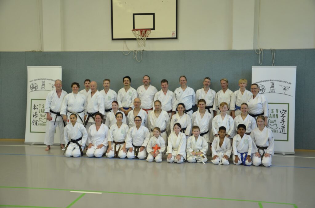 Hochklassiges Training und spannende Einblicke: Vereinsinterner Karate-Lehrgang im TSV-Jahn